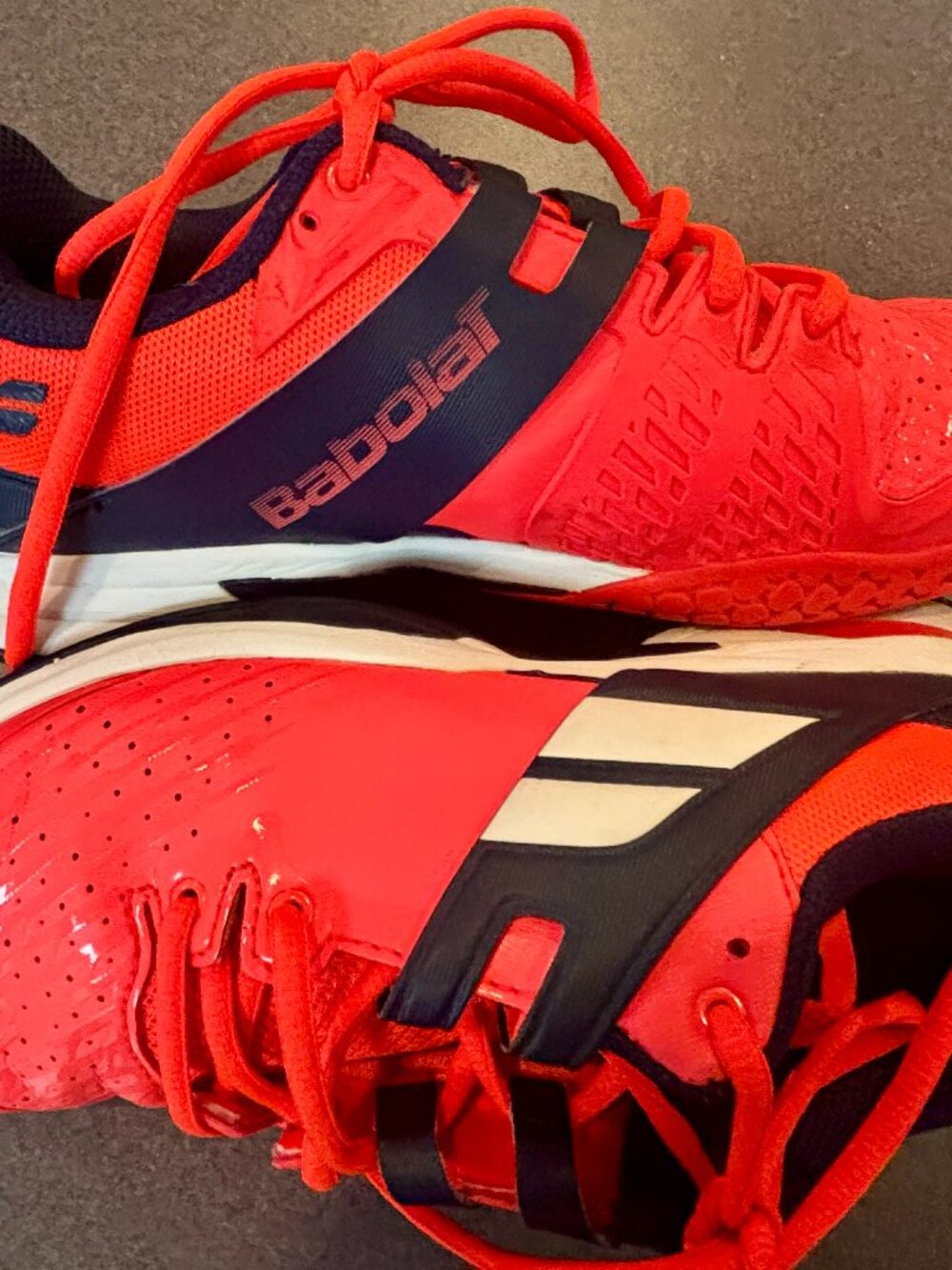 ~~Babolat Juniors` Propulse All Court Tennis Shoes Drive RED 5.5 Michelin..VGUC!